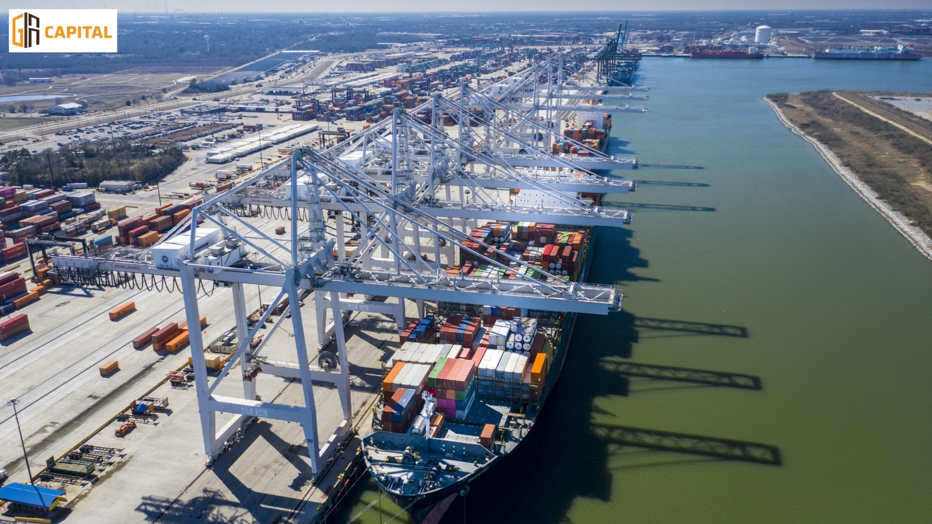 Logistics & kết nối vận tải