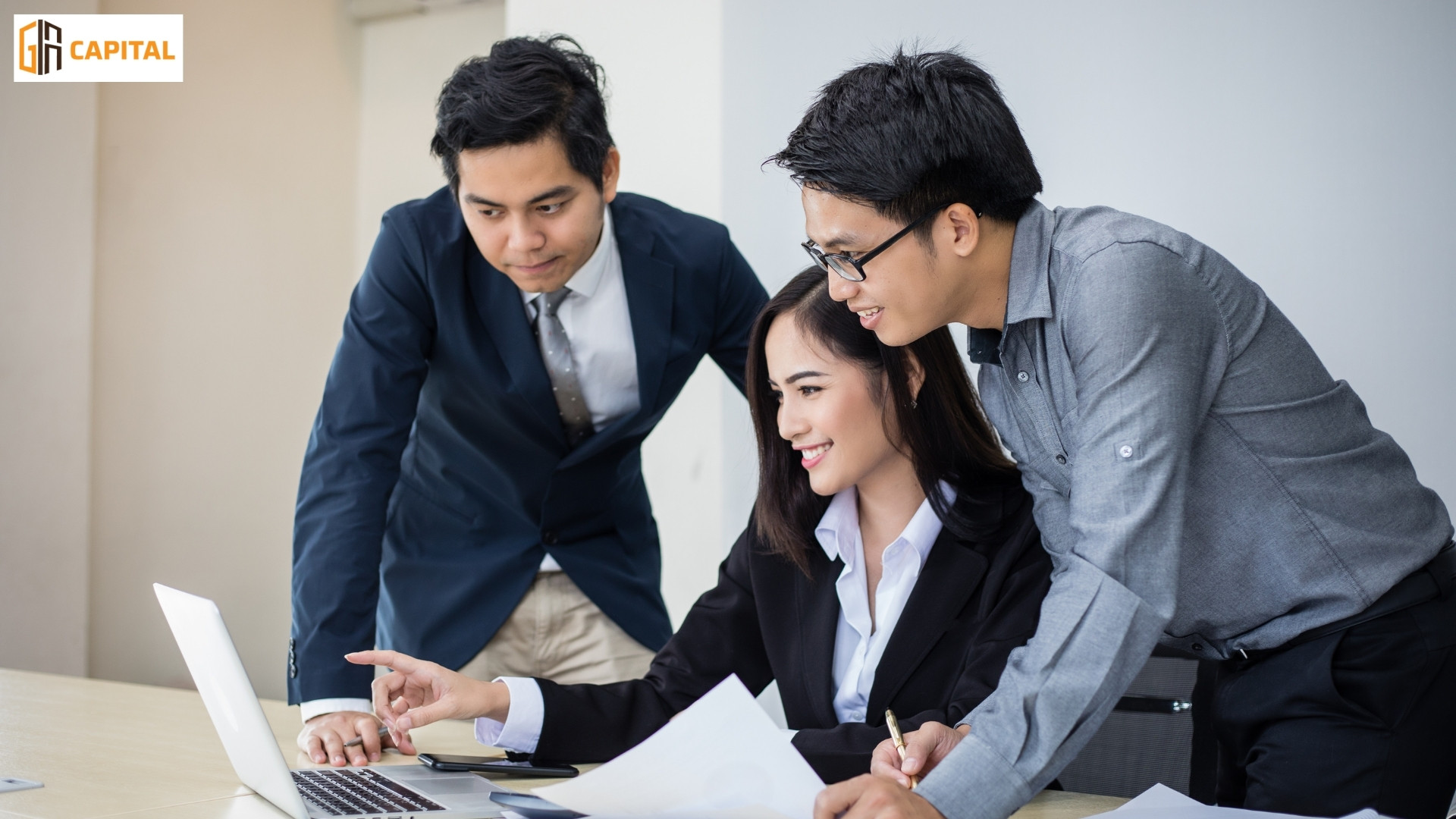 Ai được phép gia hạn visa Mỹ qua hình thức online?