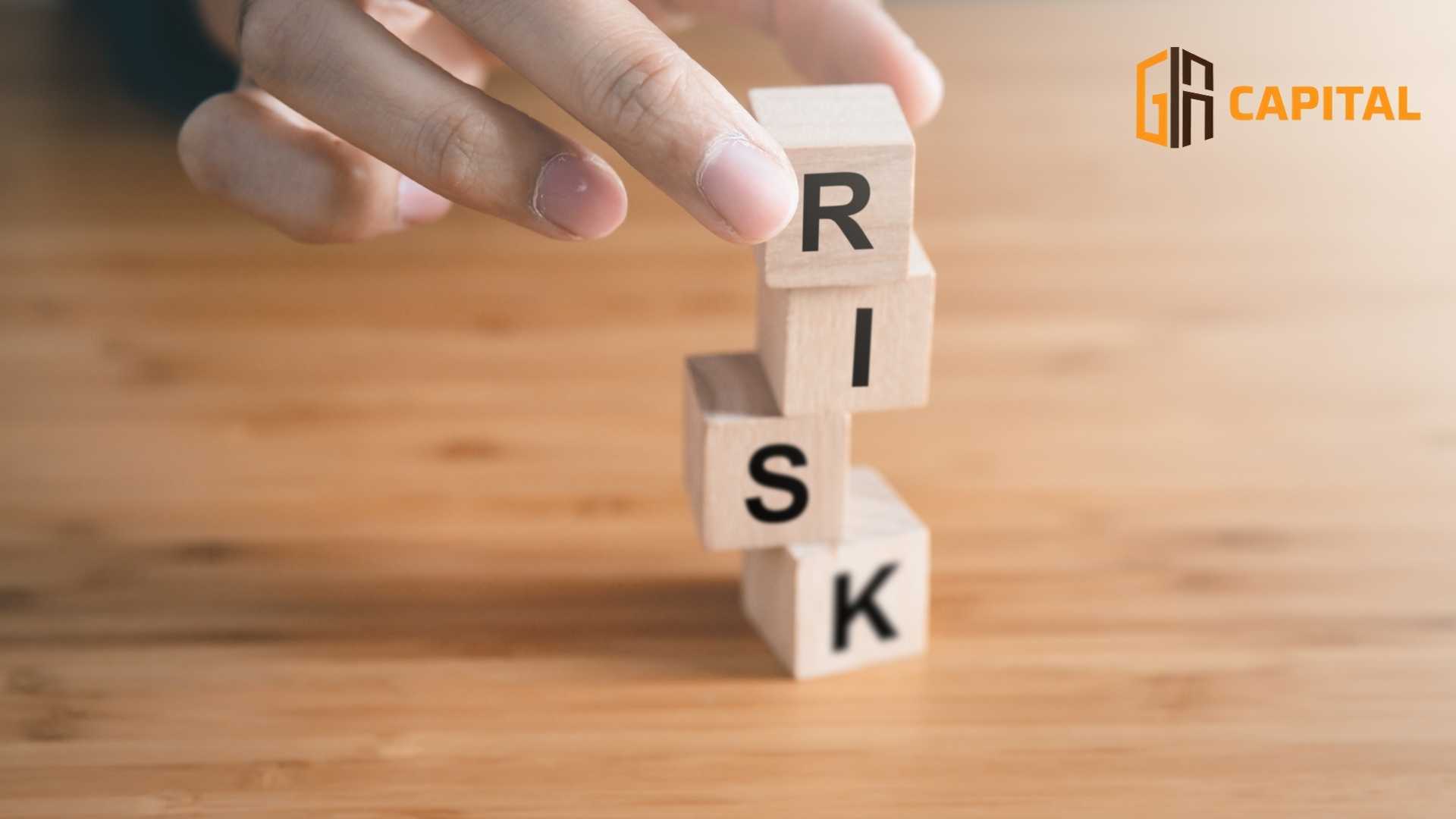 Mức độ rủi ro của hai hình thức khác nhau